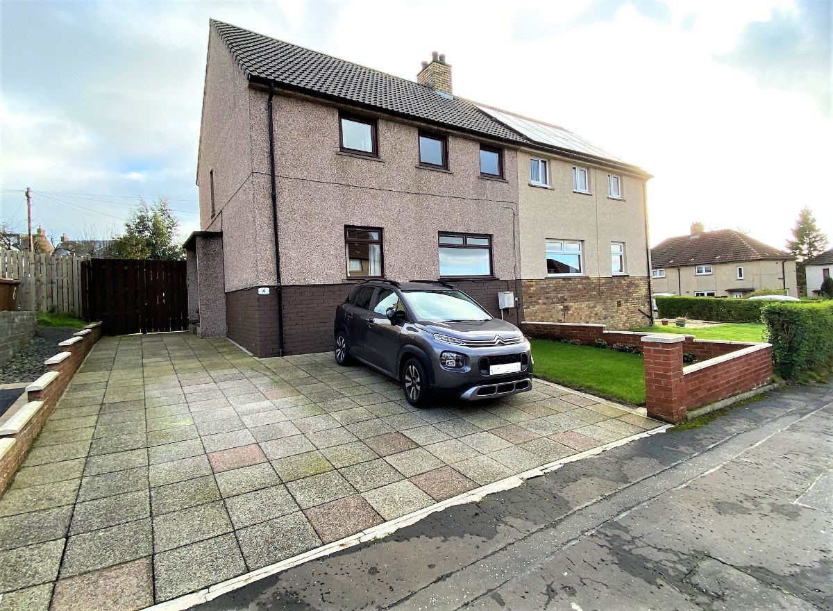 3 bed semidetached house for sale in Watson Place, Dunfermline KY12