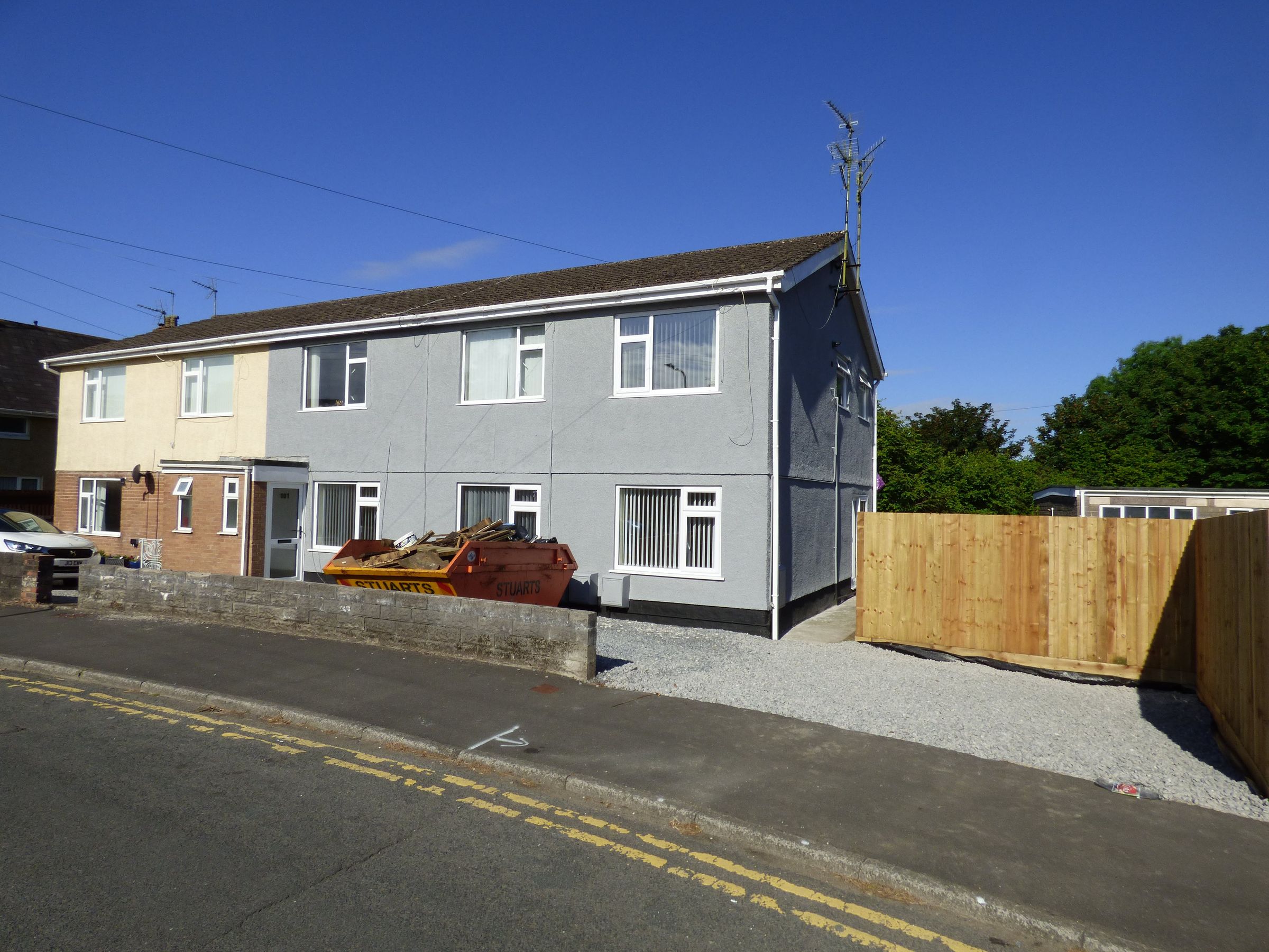 3 bed flat to rent in Ridgeway, Killay, Swansea SA2 Zoopla