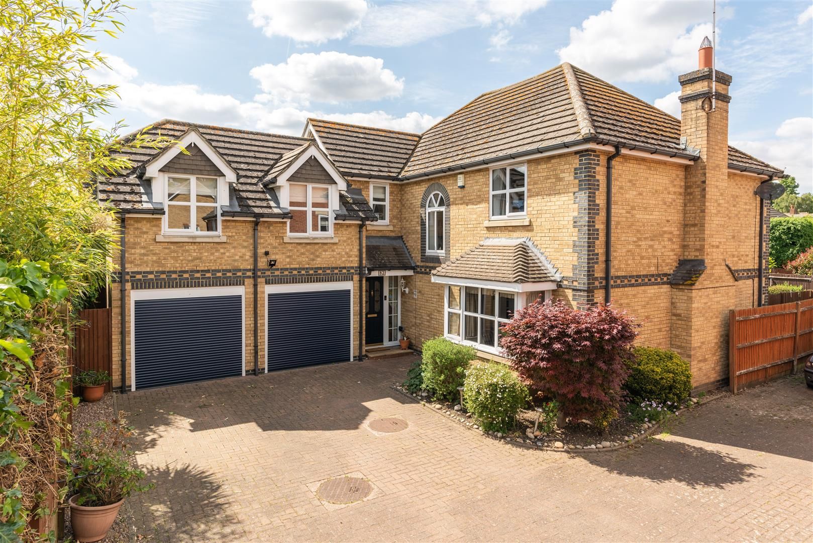 5 bed property for sale in Lynwood Road, Thames Ditton KT7 Zoopla