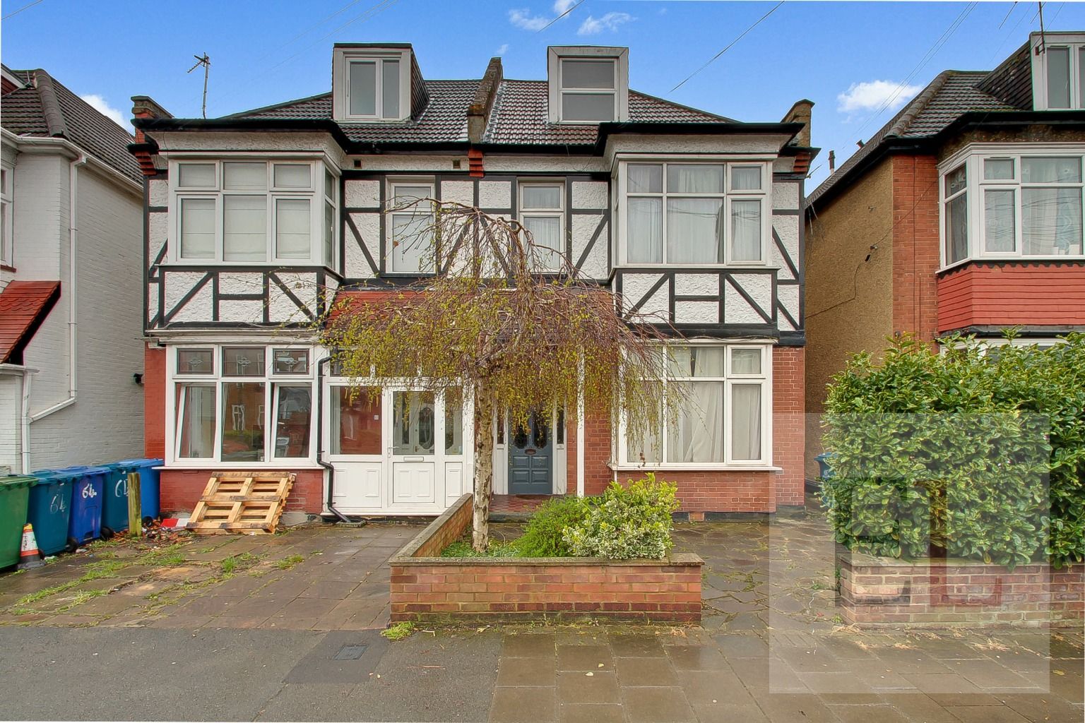 Studio to rent in Welldon Crescent, Harrow, Greater London HA1 Zoopla