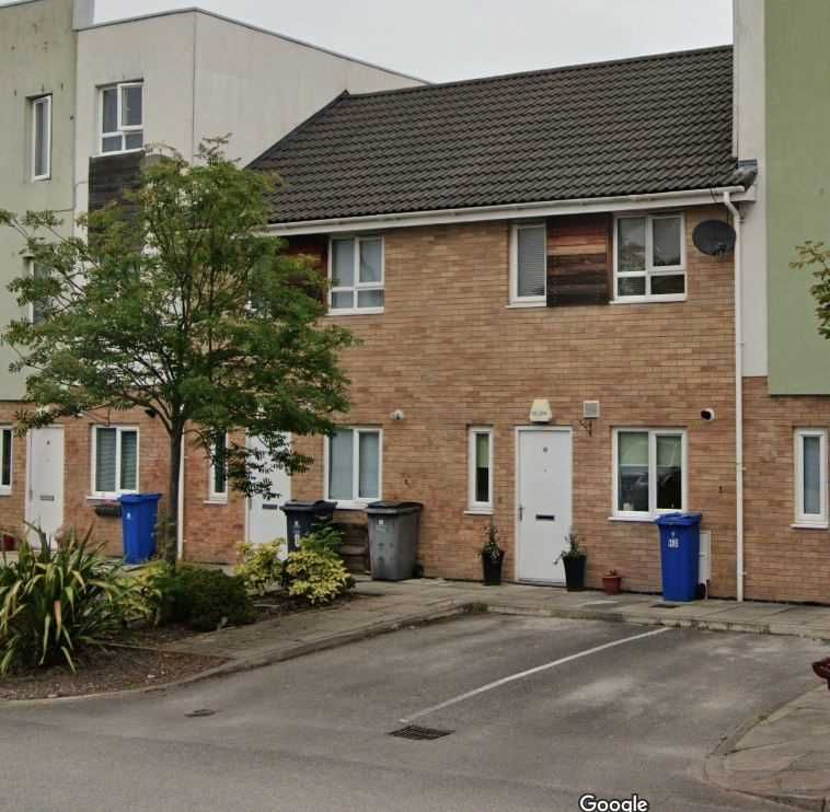 2 bed property to rent in Hawthorne Drive, Kirkby, Liverpool L33 Zoopla