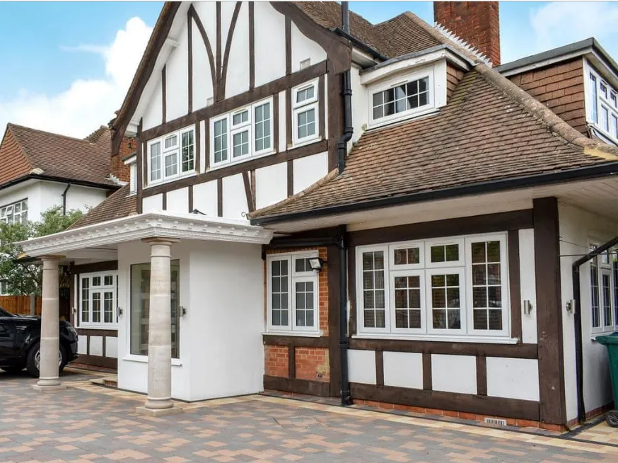 6 bed detached house to rent in Green Lane, Edgware HA8 Zoopla
