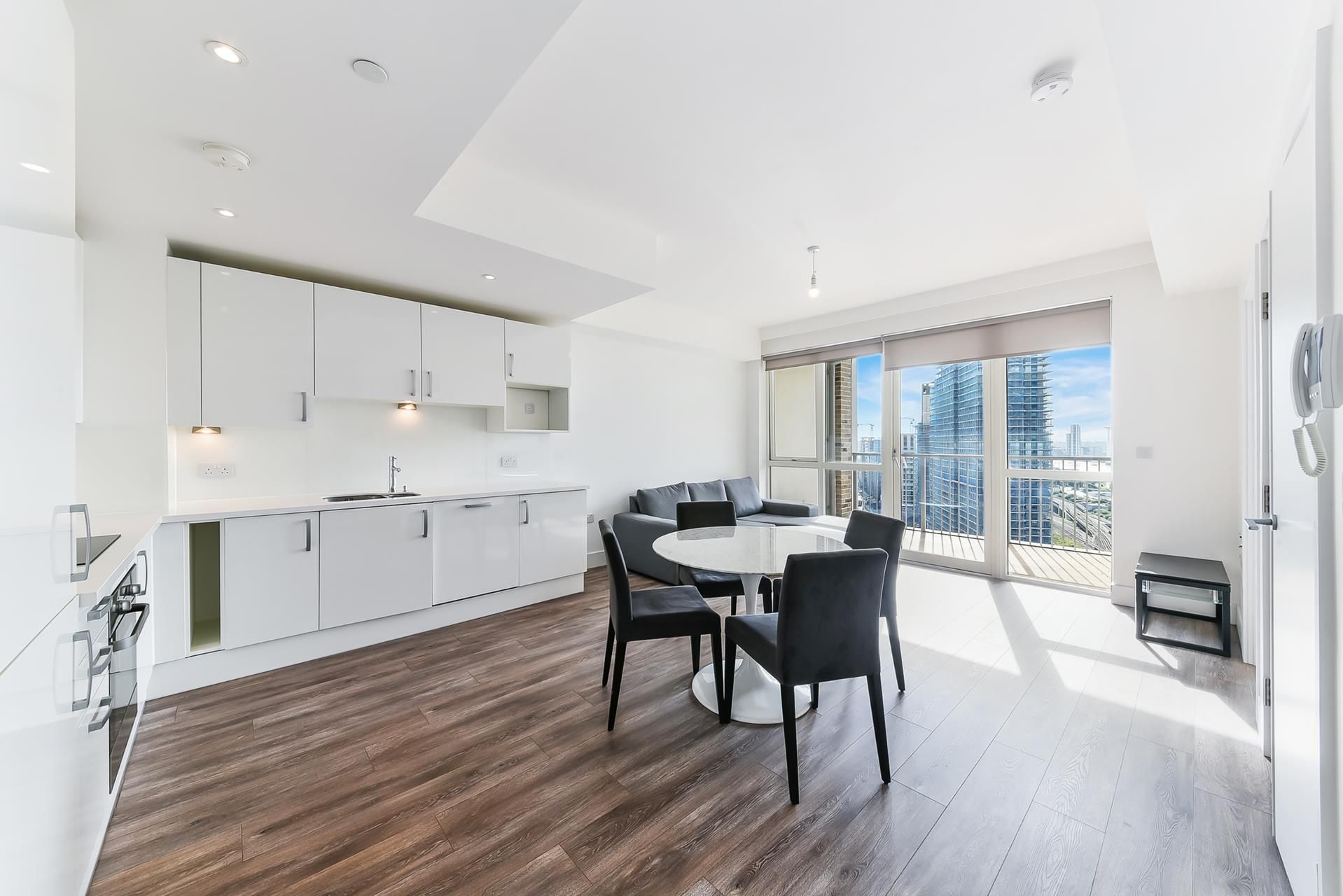 1 Bed Flat To Rent In Argo Apartments Canning Town E16 Zoopla