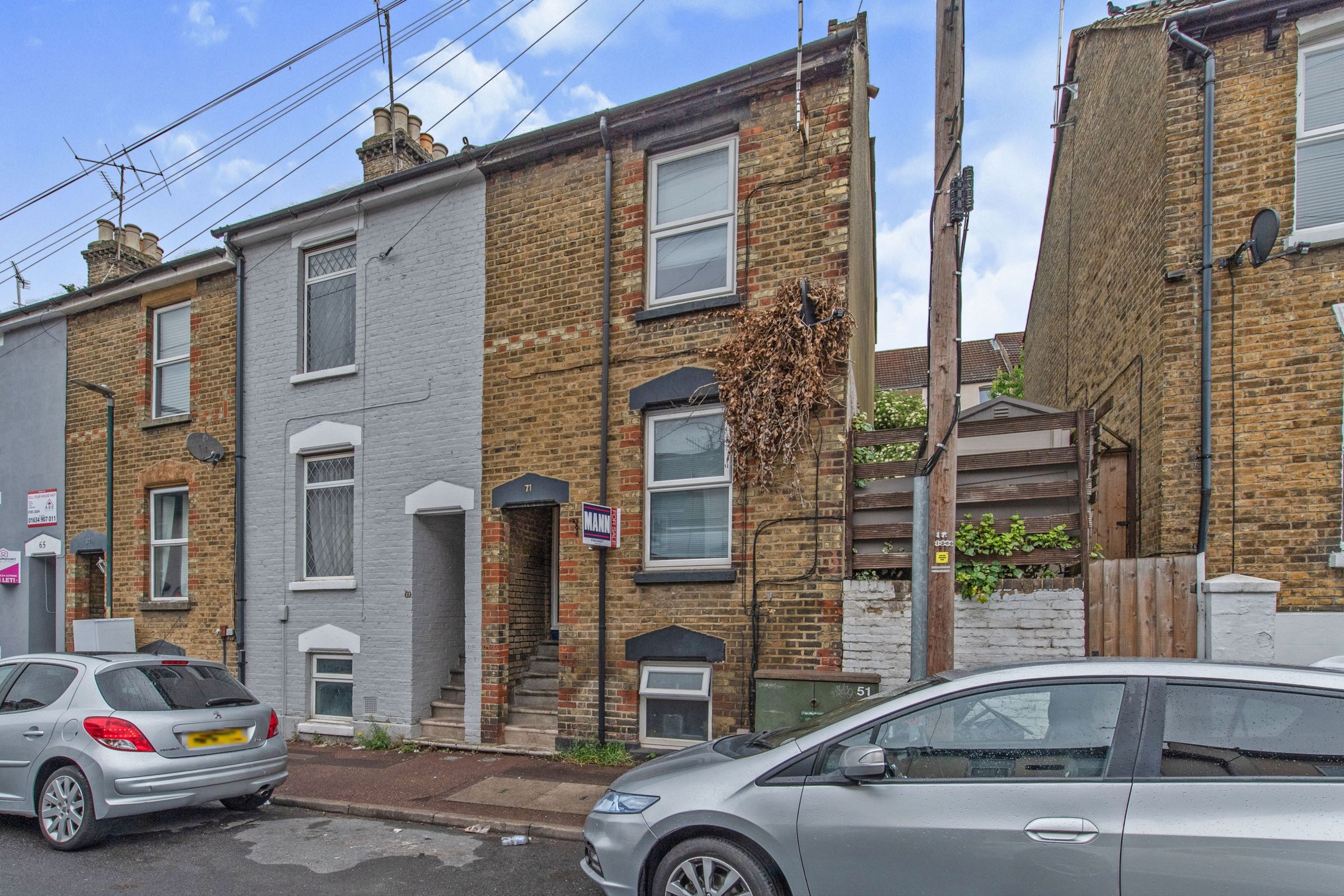 3 bed end terrace house for sale in Thorold Road, Chatham ME5 Zoopla