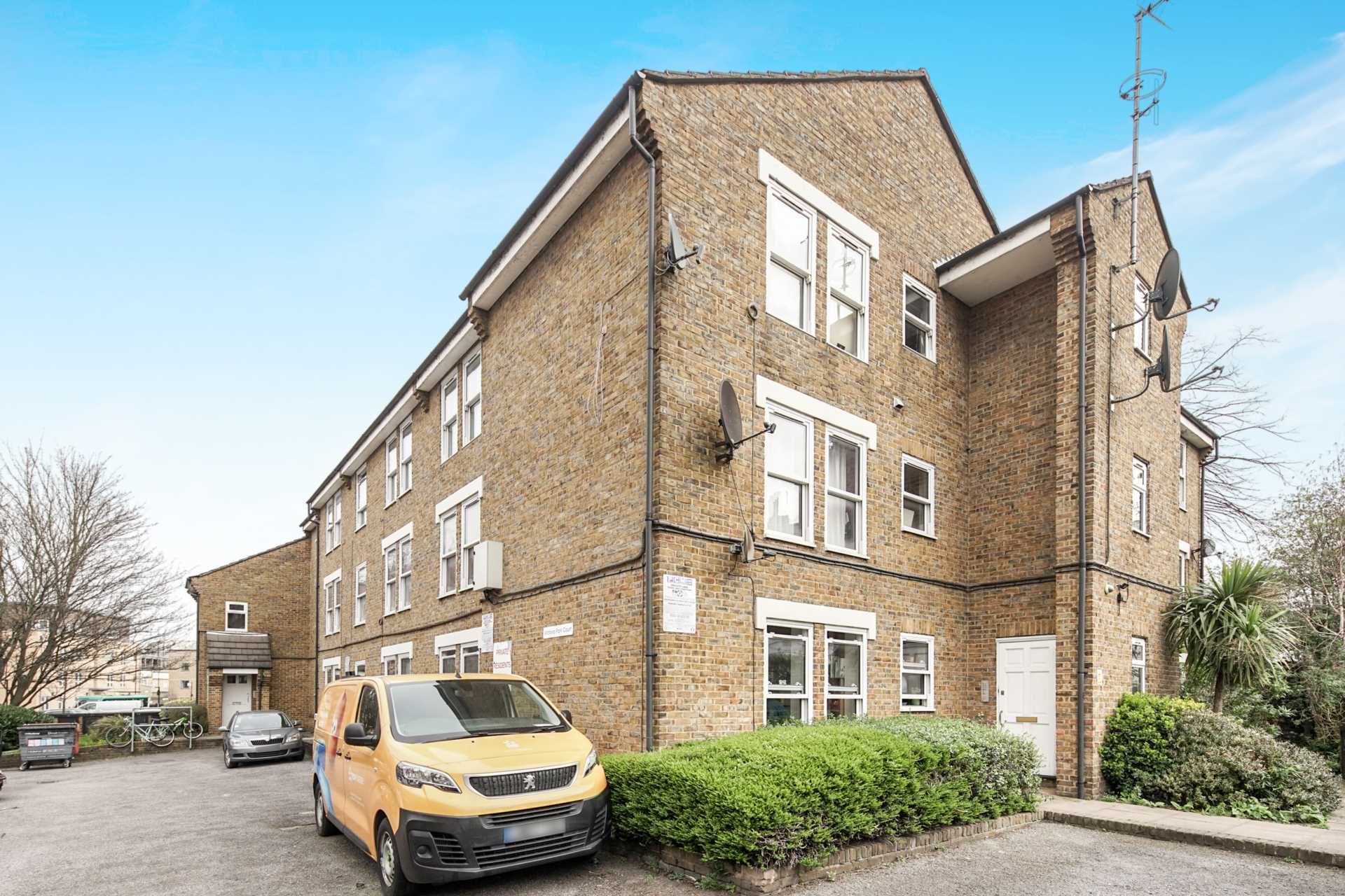 1 bed flat for sale in Victoria Park Court, Hackney E9 Zoopla