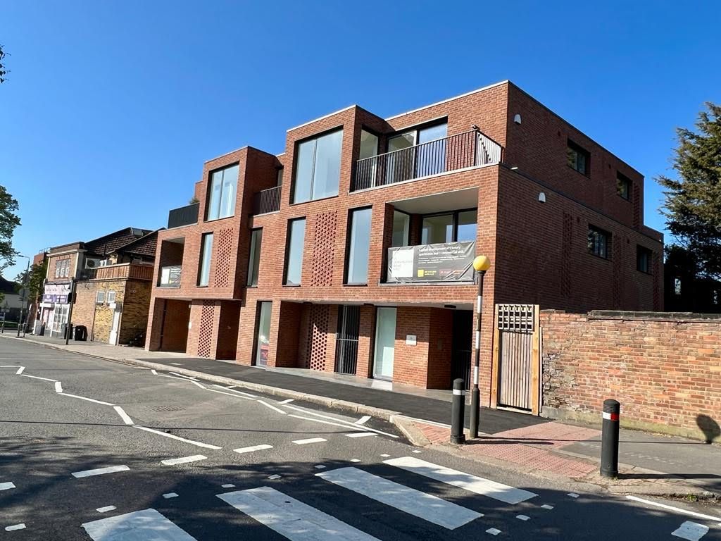 1 bed flat for sale in Dersingham Road, London NW2 Zoopla