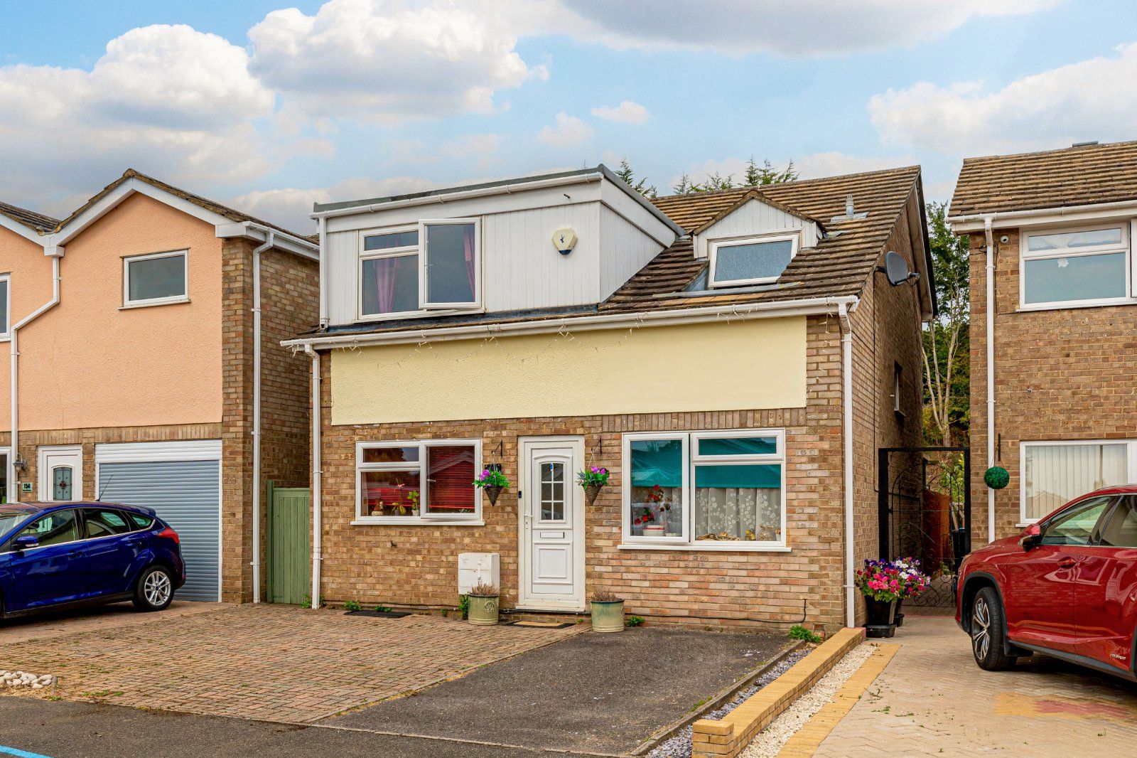 3 bed detached house for sale in Barry Avenue, Bicester, Oxfordshire