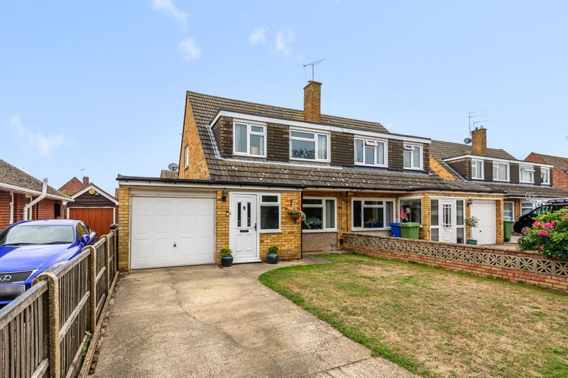 3 bed semidetached house for sale in Cryalls Lane, Sittingbourne ME10