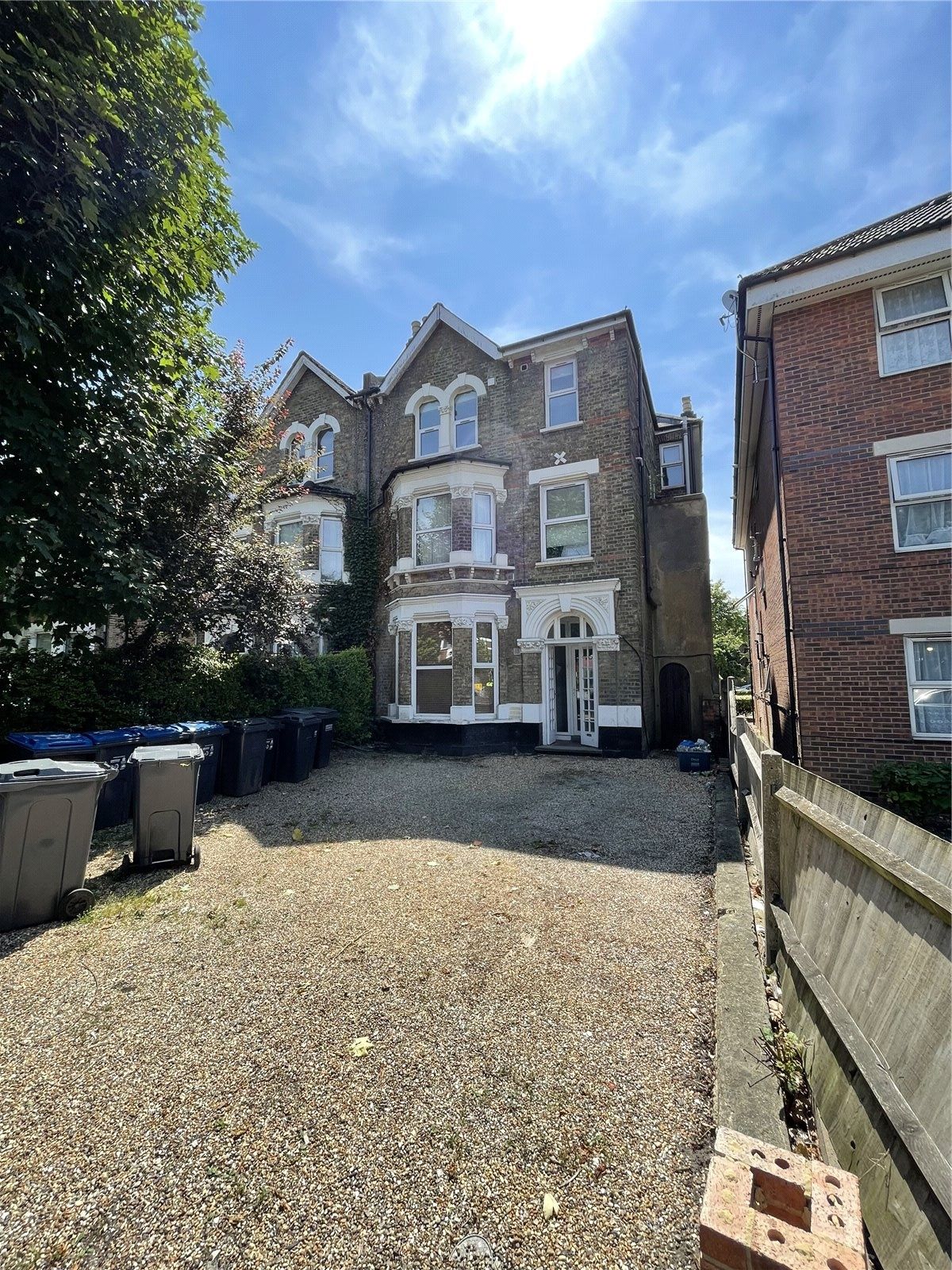 56 Coombe Road, Croydon CR0  