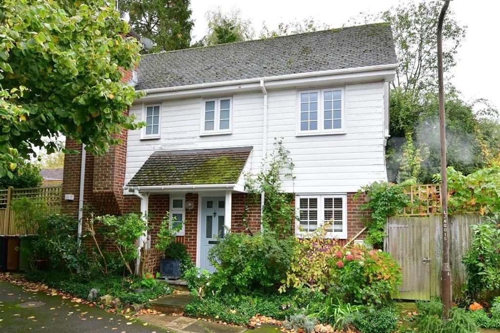 3 bed detached house for sale in Joyce Close, Cranbrook, Kent TN17 Zoopla