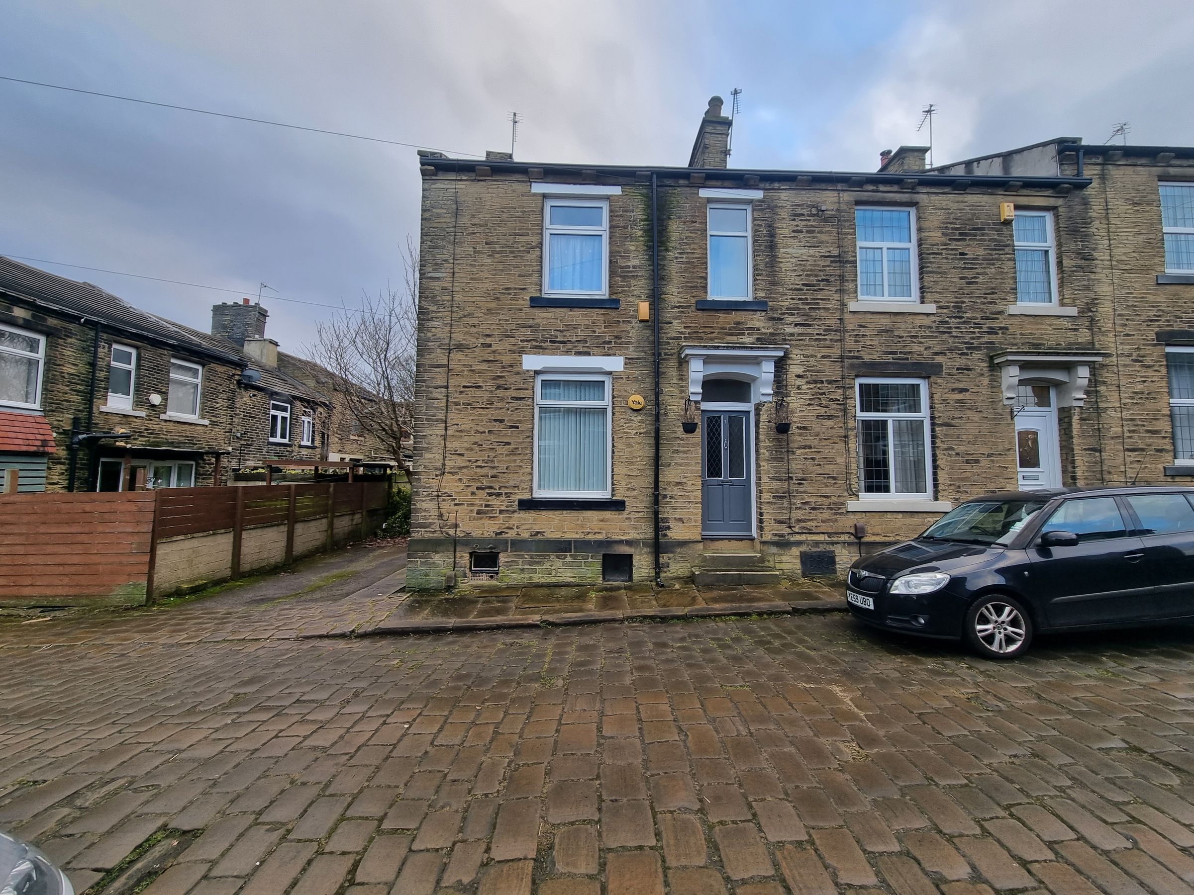2 bed terraced house to rent in Airedale Street, Bradford BD2 Zoopla