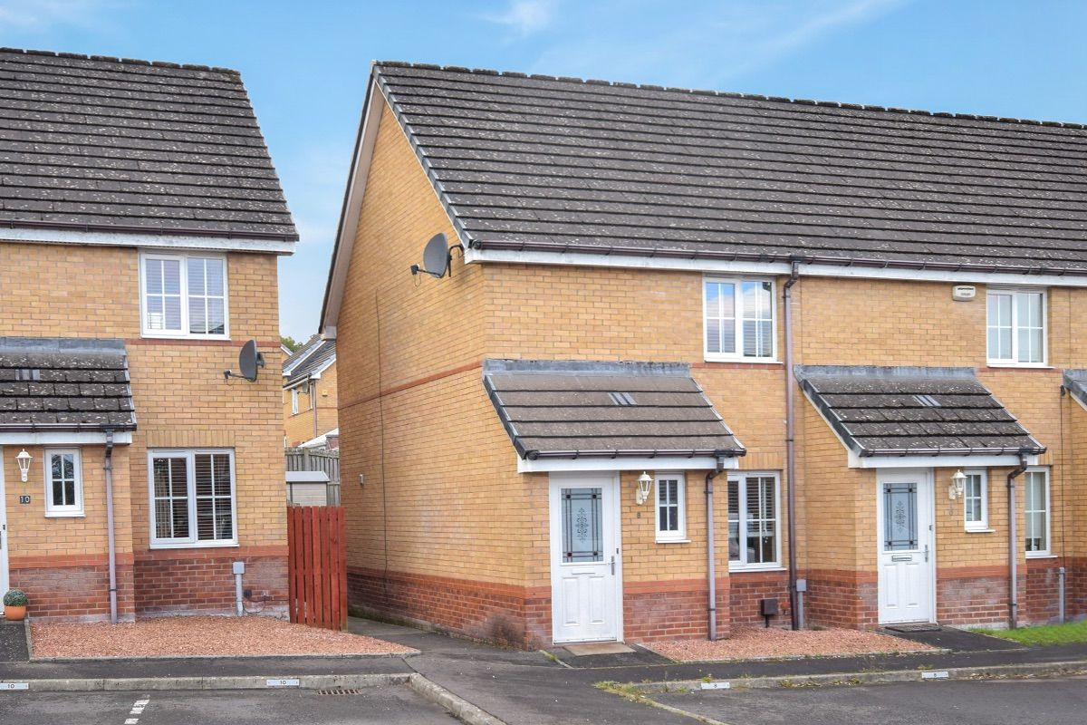 2 bed end terrace house for sale in Newmilns Gardens, Blantyre, Glasgow