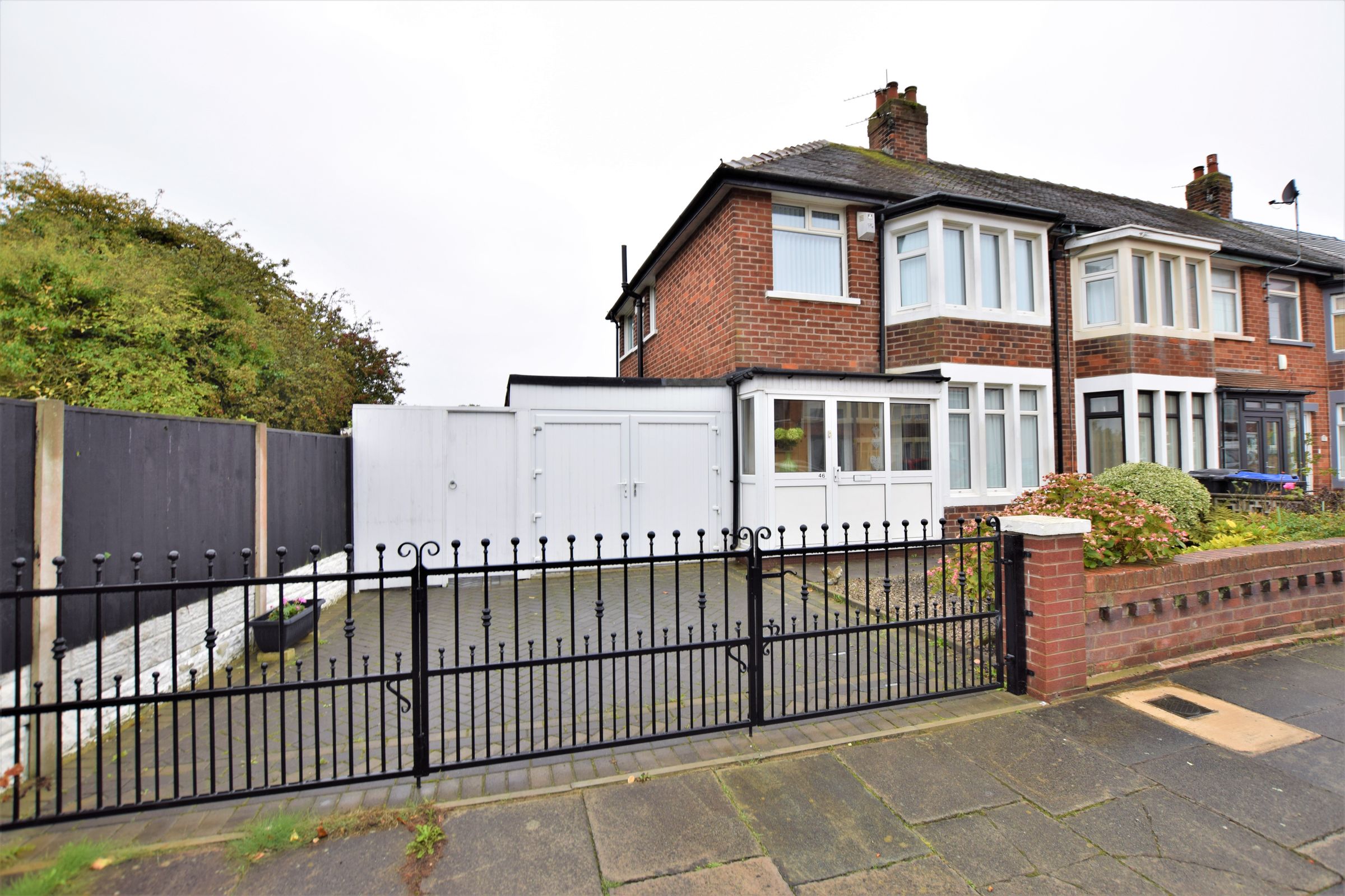 3 bed end terrace house for sale in Quernmore Avenue, Blackpool FY3