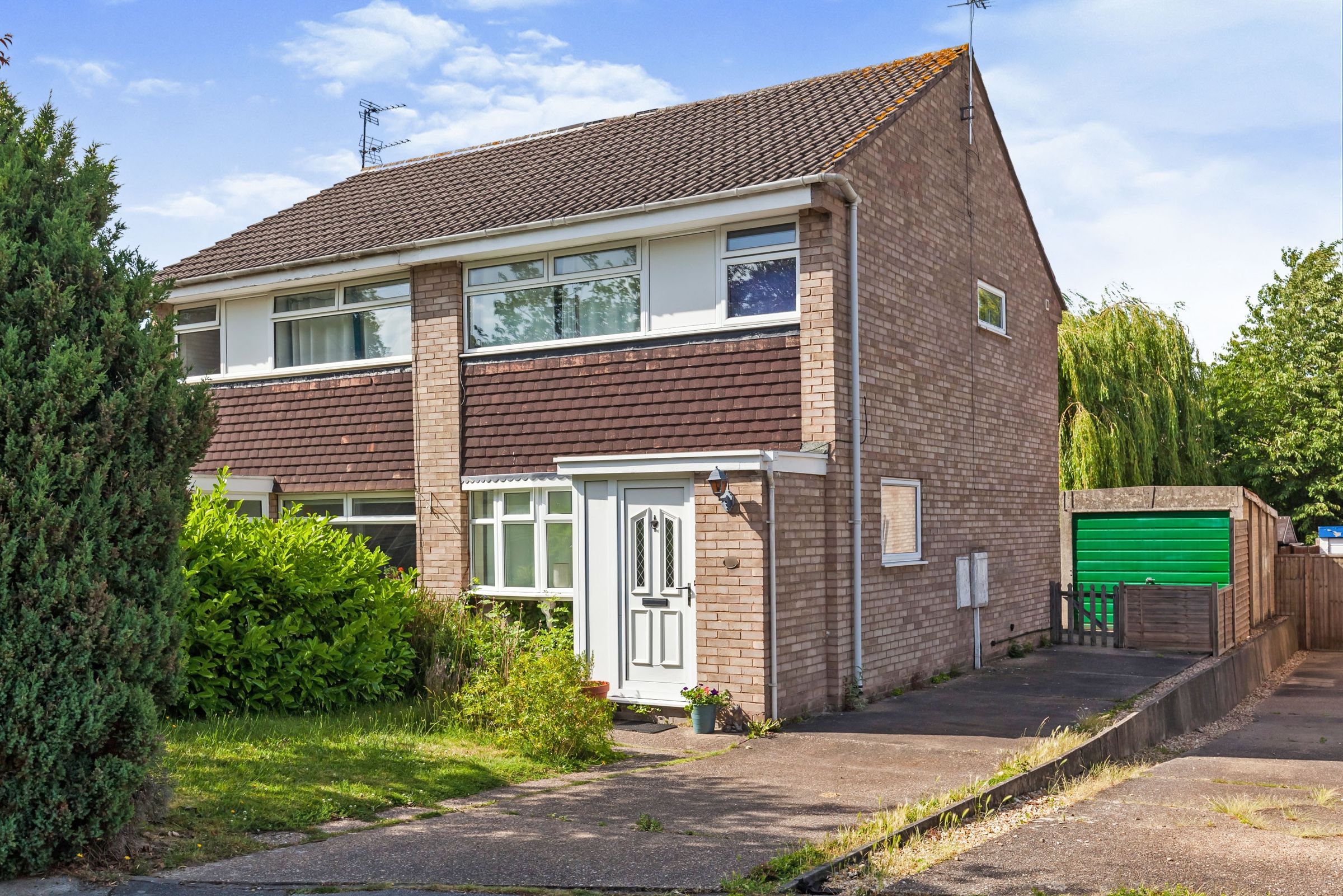 3 bed semidetached house for sale in Wembley Gardens, Bramcote