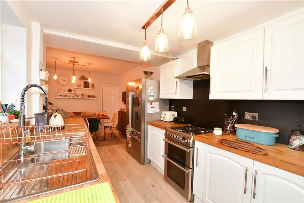 3 bed semidetached house for sale in Morton Road, East Grinstead, West