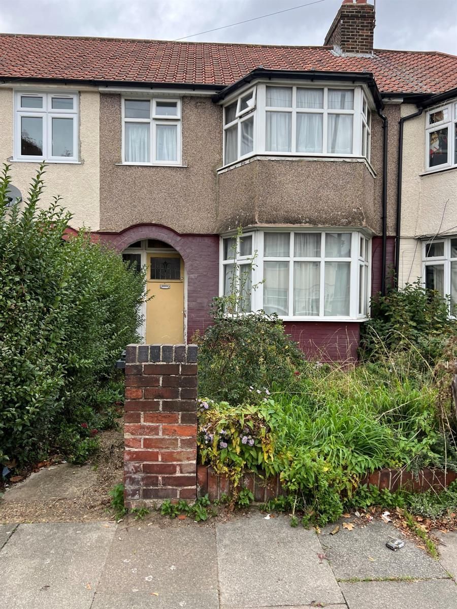 3 bed terraced house for sale in Galliard Road, London N9 Zoopla
