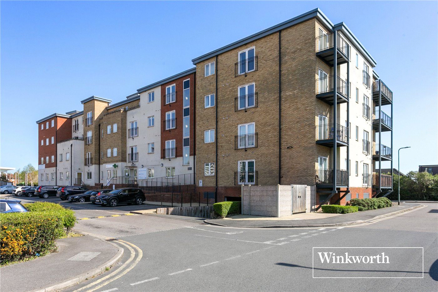 2 bed flat to rent in Langstone Way, Mill Hill East, London NW7 Zoopla