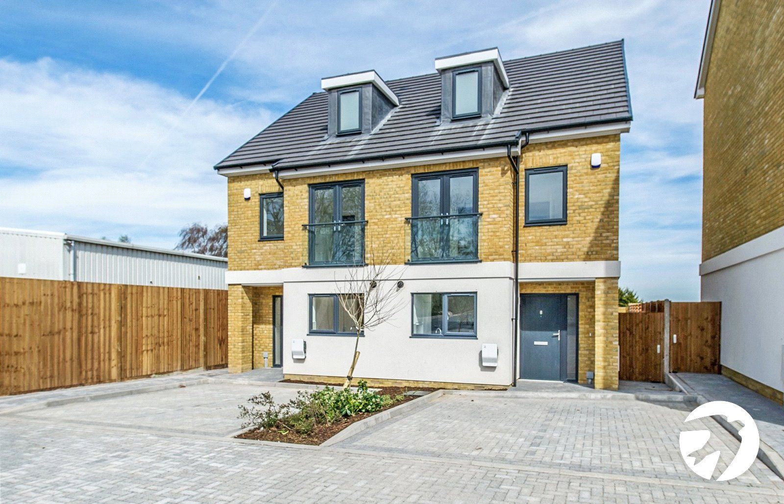 3 bed end terrace house to rent in West Court Lane, Gravesend DA12 Zoopla