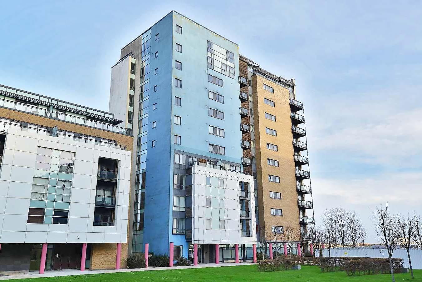 Ferry Court, Cardiff, South Glamorgan CF11  