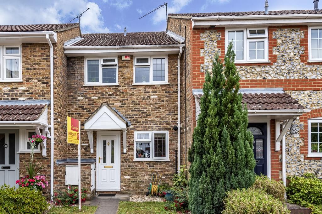 2 bed terraced house for sale in Bagshot, Surrey GU19 Zoopla