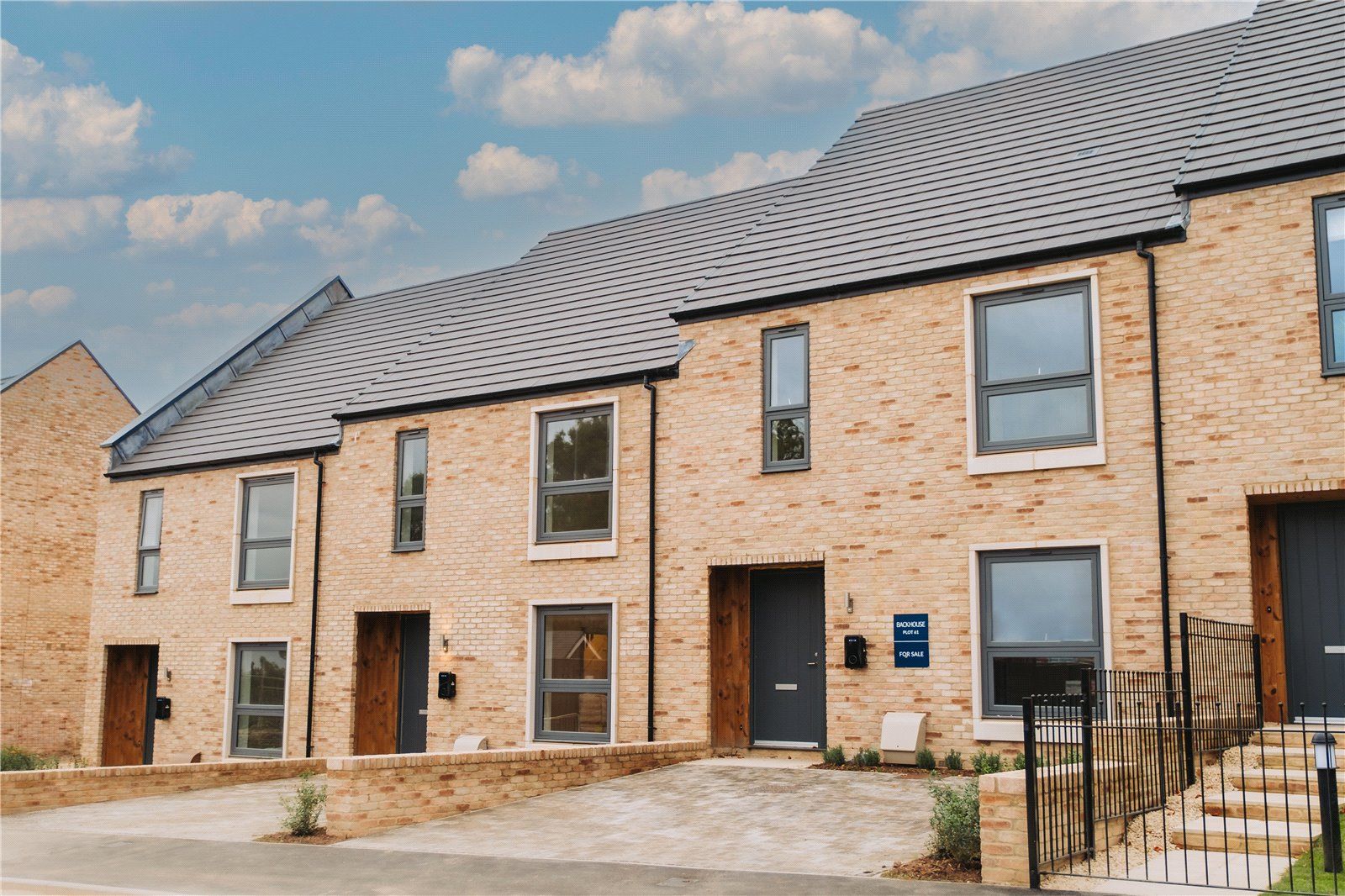 new-home-3-bed-terraced-house-for-sale-in-backhouse-blunsdon-blunsdon