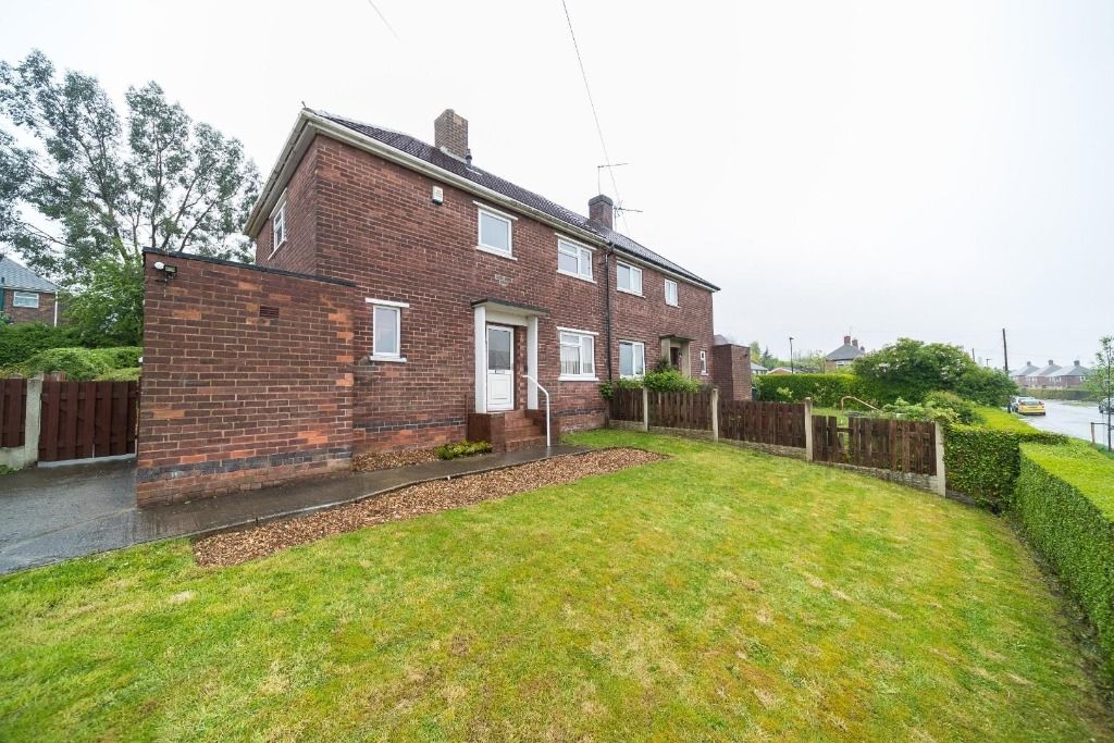 2 bed semidetached house to rent in Basegreen Drive, Sheffield S12