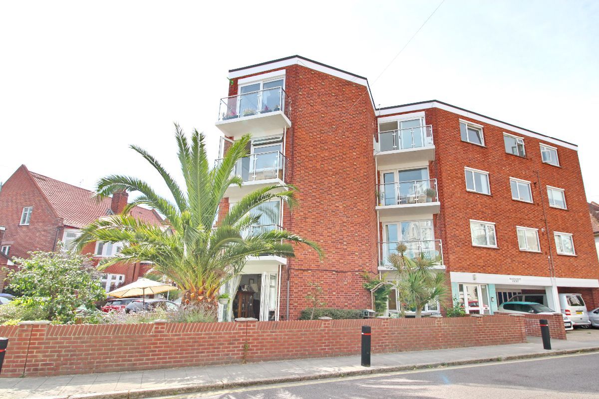 3 bed flat for sale in Lennox Road South, Southsea PO5 Zoopla