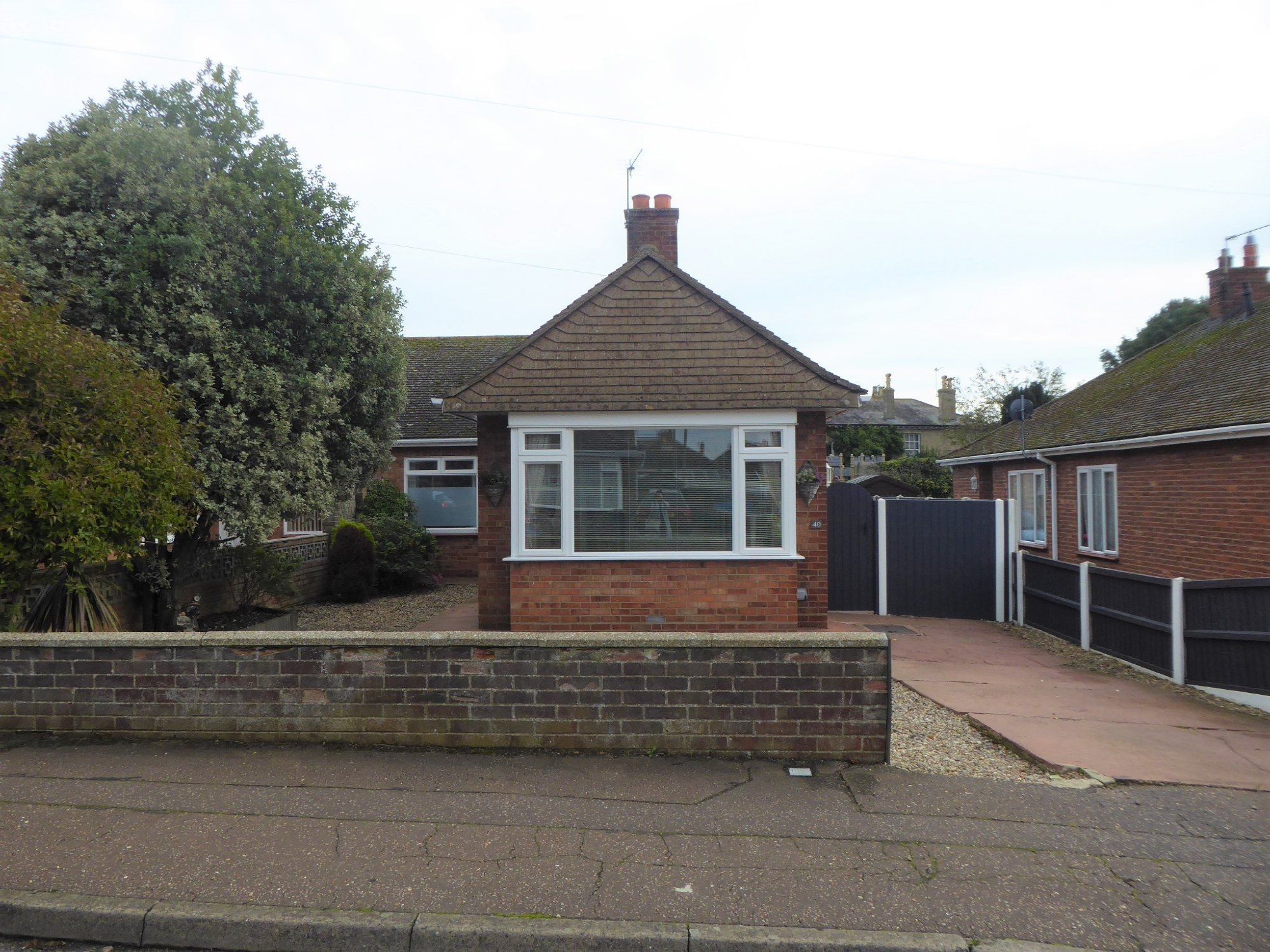 3 bed semidetached bungalow to rent in Roman Way, CaisterOnSea