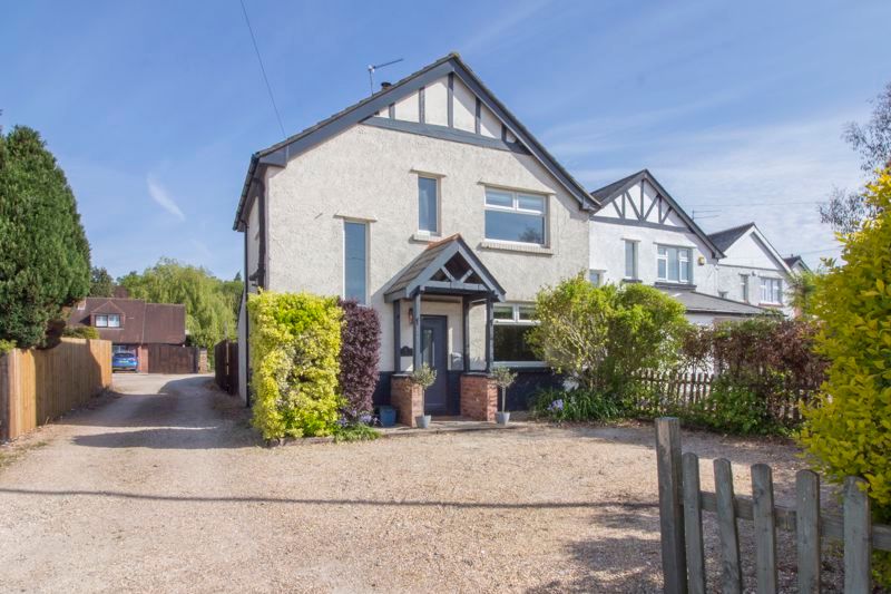 3 bed detached house for sale in Park End, Langstone, Newport NP18 Zoopla