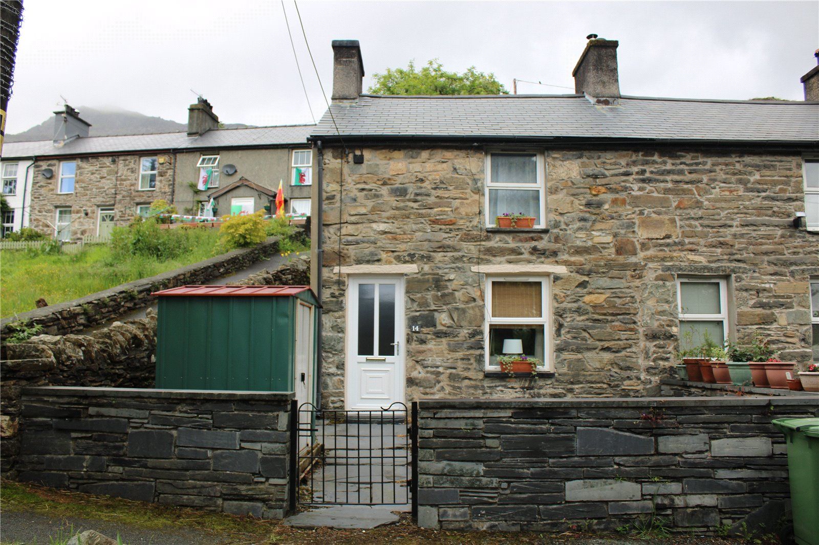 1 bed end terrace house for sale in Tanygrisiau, Blaenau Ffestiniog
