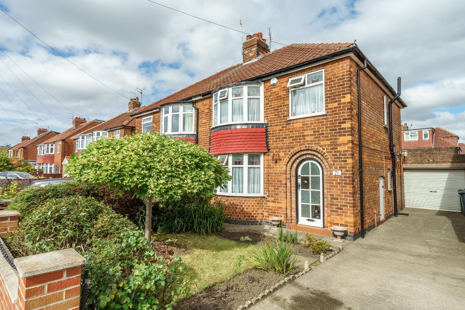 3 bed semidetached house for sale in Whernside Avenue, Burnholme, York