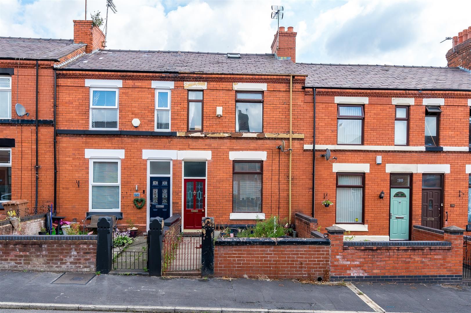 3 bed terraced house for sale in Speakman Road, Dentons Green, St