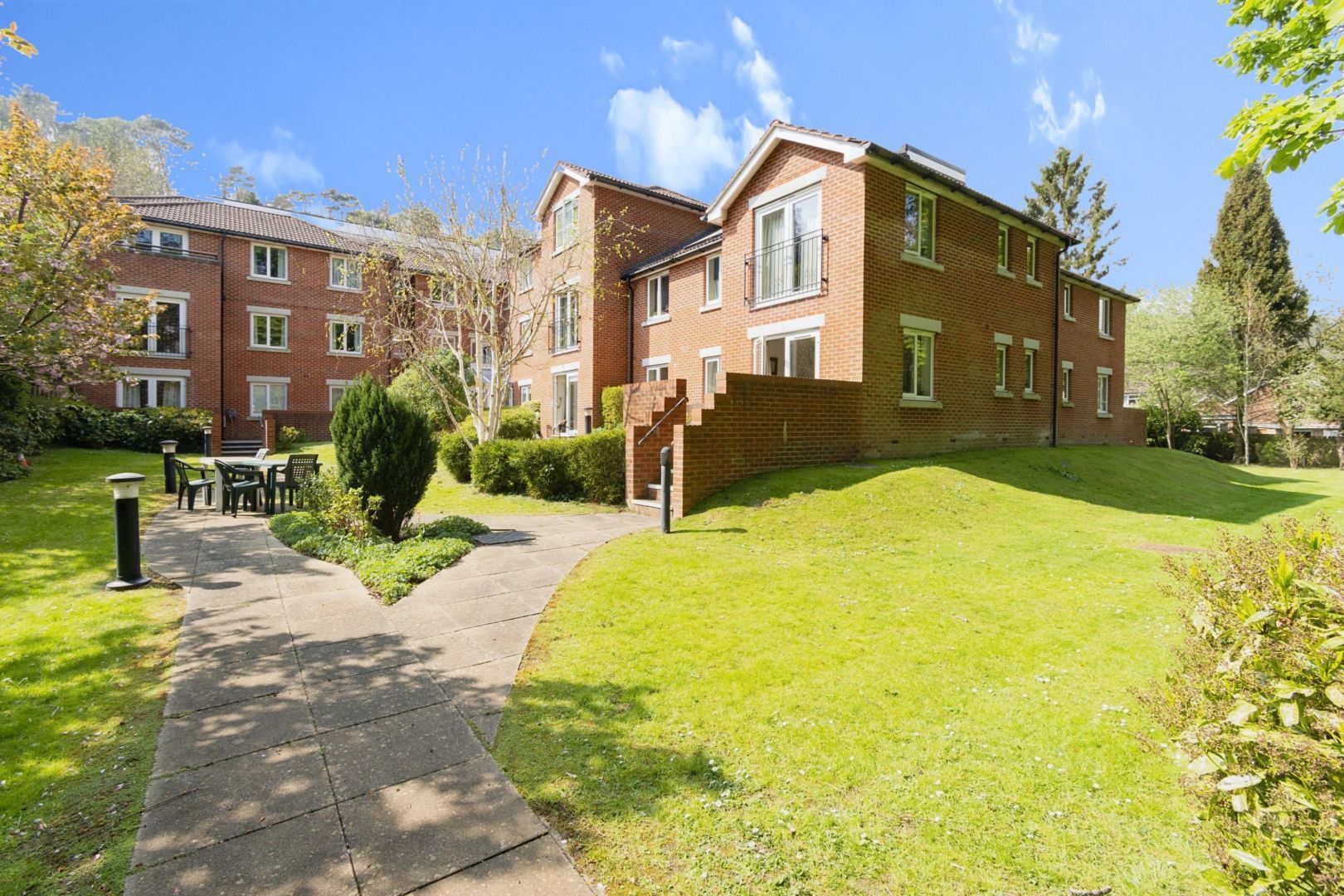2 bed property for sale in 40 Stafford Road, Caterham CR3 Zoopla