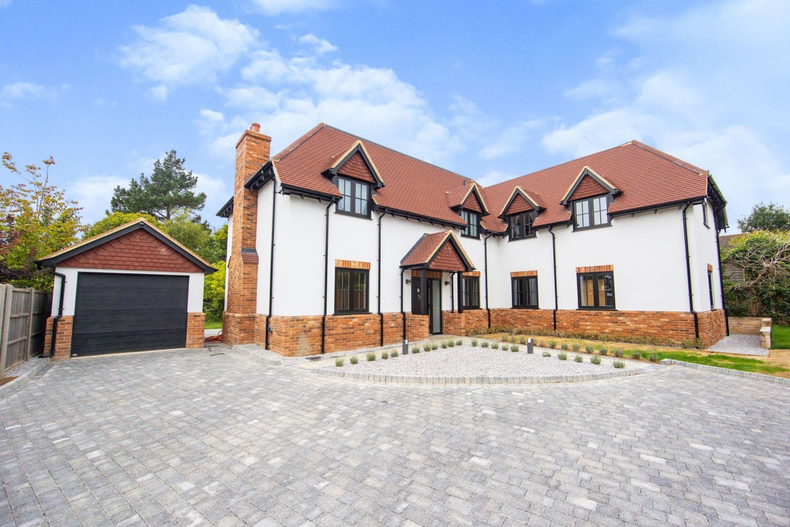 New home, 6 bed detached house for sale in Altwood Bailey, Maidenhead