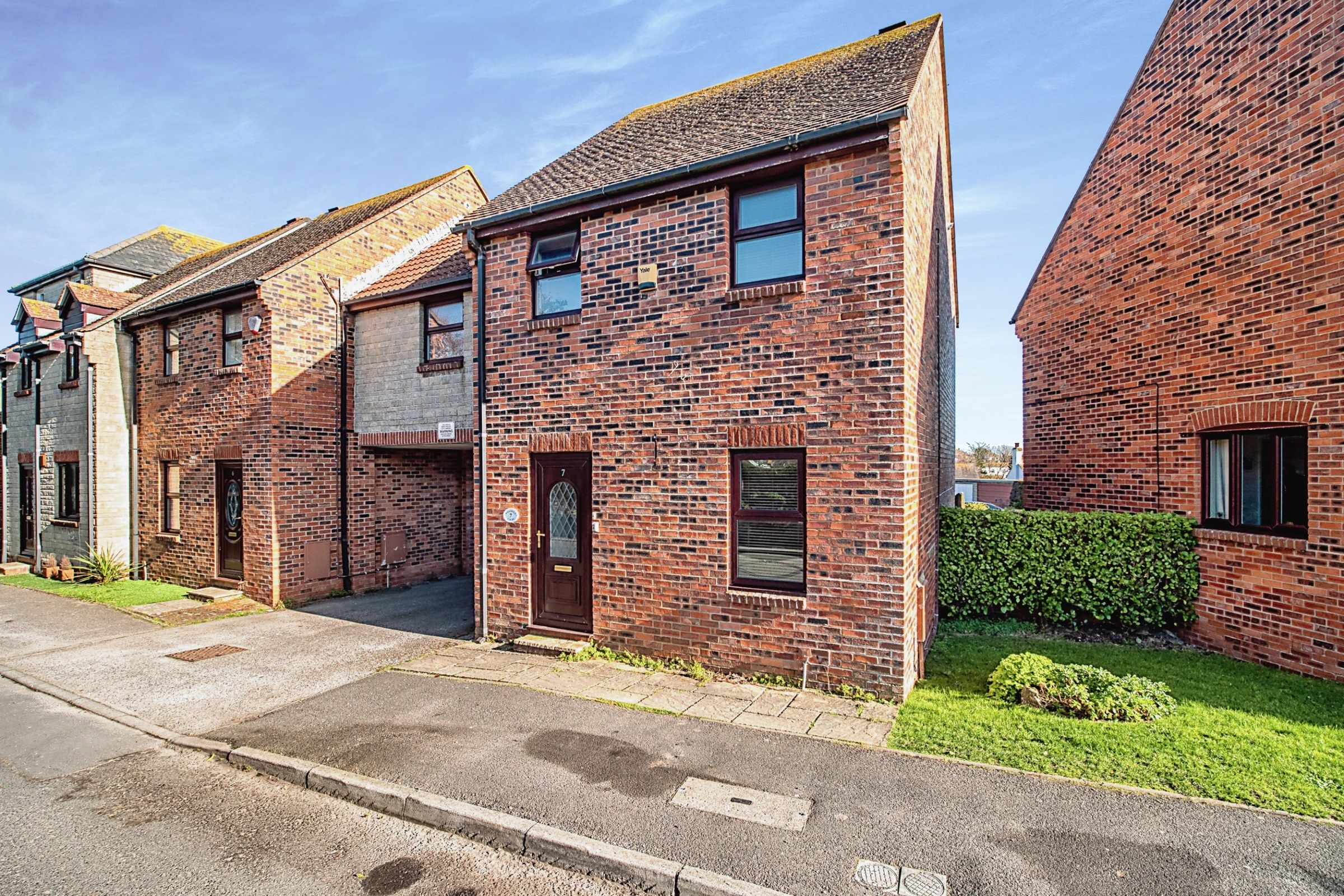 3 bed linkdetached house for sale in Westhill Road, Weymouth DT4 Zoopla