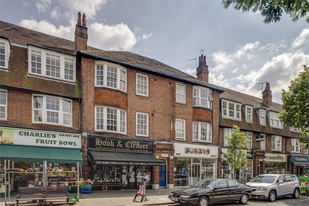 Pitshanger Lane, Ealing, London. W5  