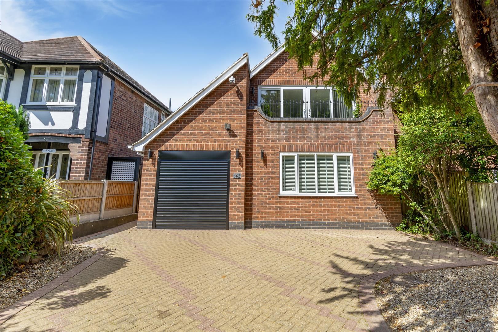 4 bed property for sale in Wollaton Road, Wollaton, Nottingham NG8 Zoopla