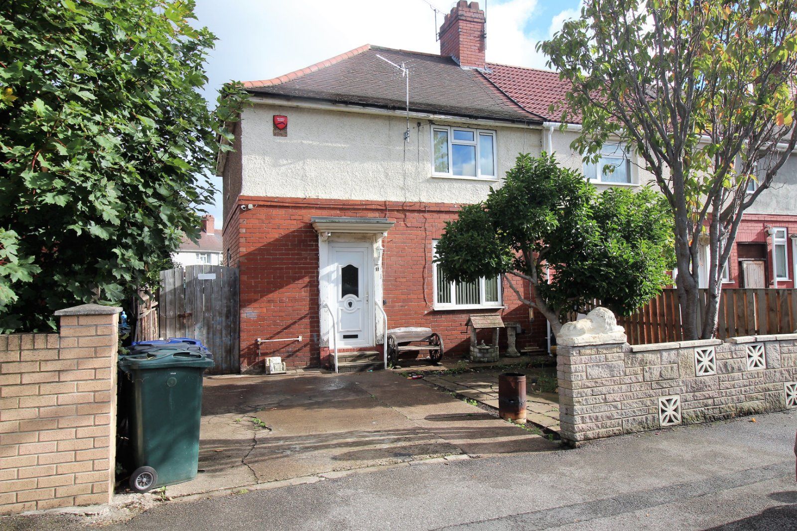 3 bed end terrace house for sale in Evelyn Avenue, Doncaster, South