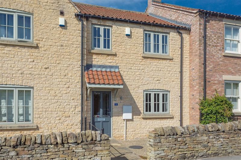 3 bed terraced house for sale in The Sidings, Nawton, Beadlam, York
