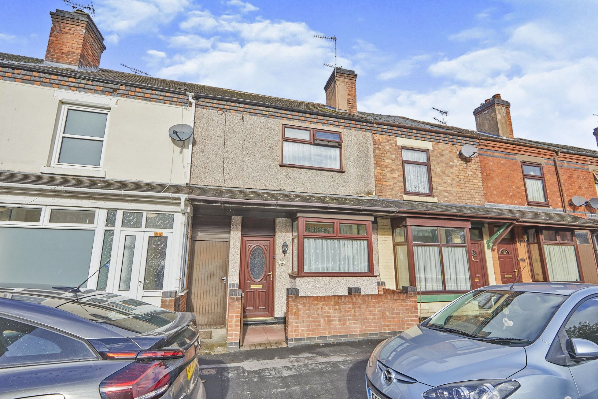 2 bed terraced house for sale in Hunter Street, BurtonOnTrent DE14