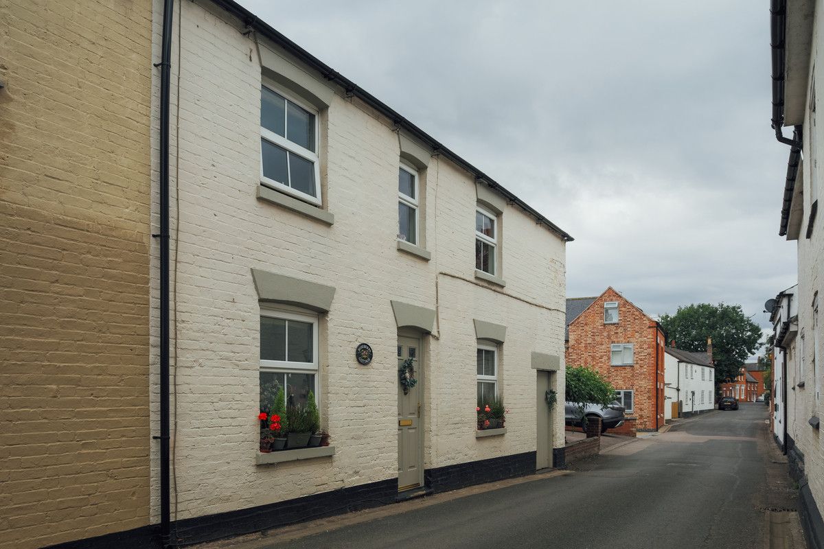 2 bed semidetached house for sale in High Street, North Kilworth LE17