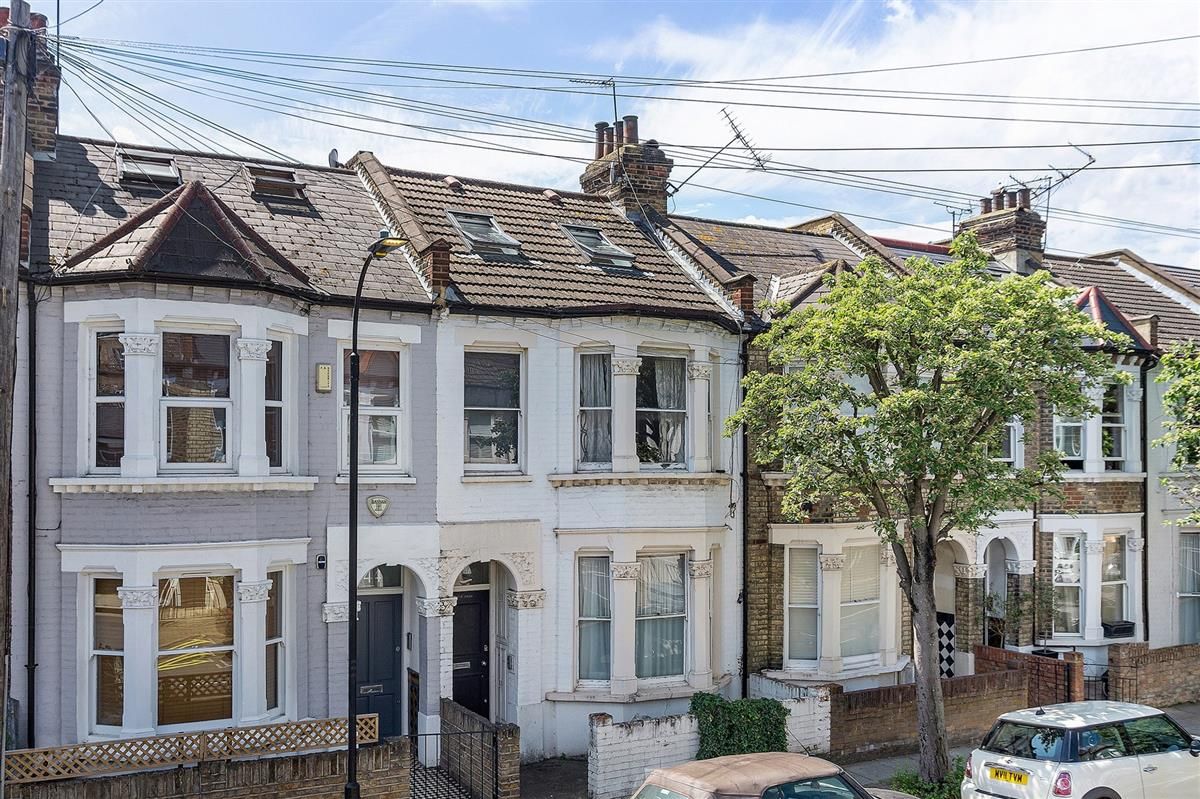 3 bed flat for sale in Glenrosa Street, London SW6 Zoopla