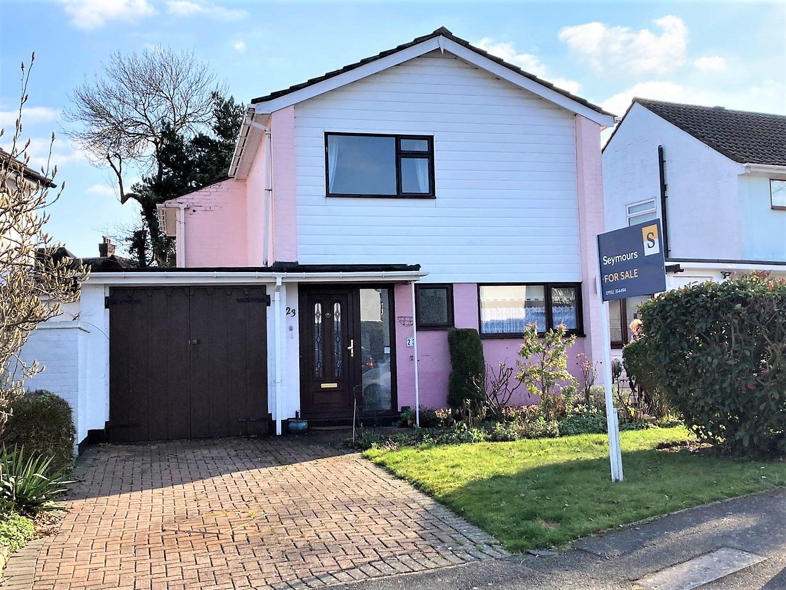 3 bed detached house for sale in Coombe Drive, Addlestone KT15 Zoopla