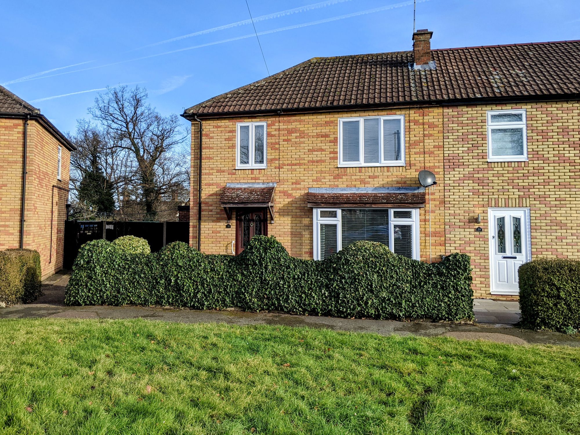 3 bed semidetached house for sale in Cherry Tree Green, Hertford SG14