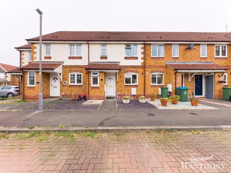 3 bed terraced house for sale in Carnation Way, Aylesbury HP21 Zoopla