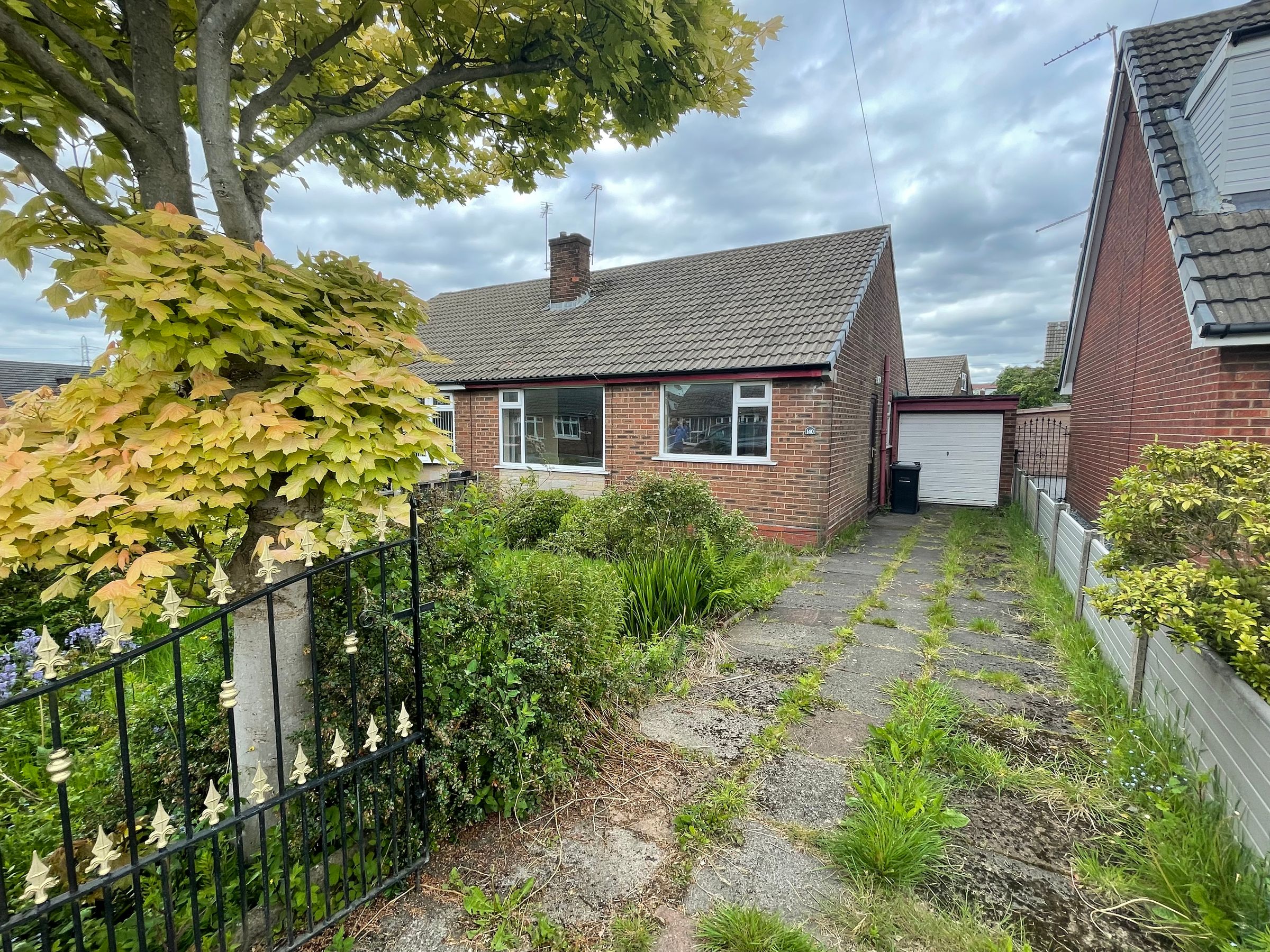 2 bed semidetached bungalow for sale in Moss Lane, Manchester M27 Zoopla