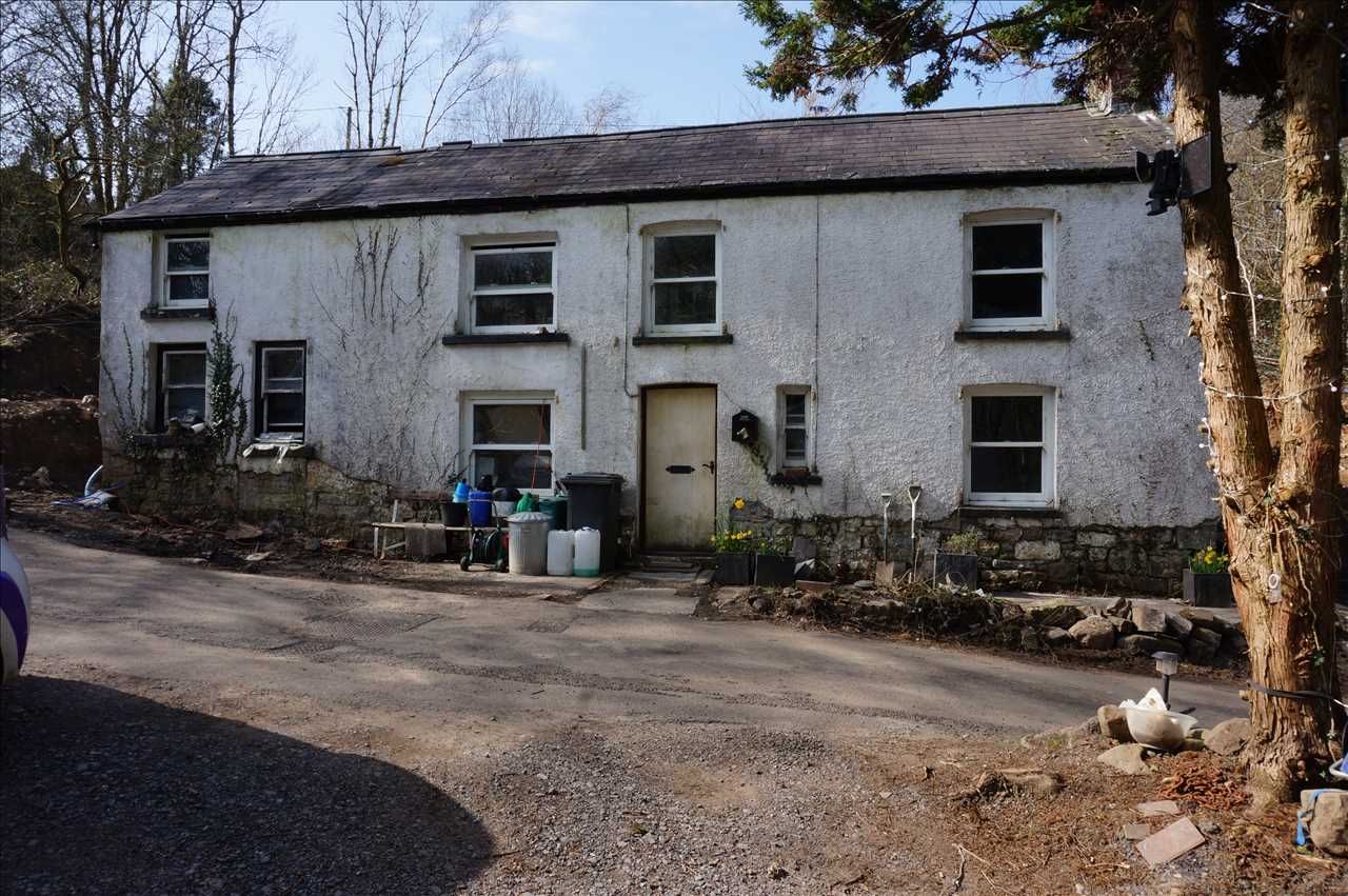 3 bed cottage for sale in Cwm Grenig Cottage, Llwyncelyn Road