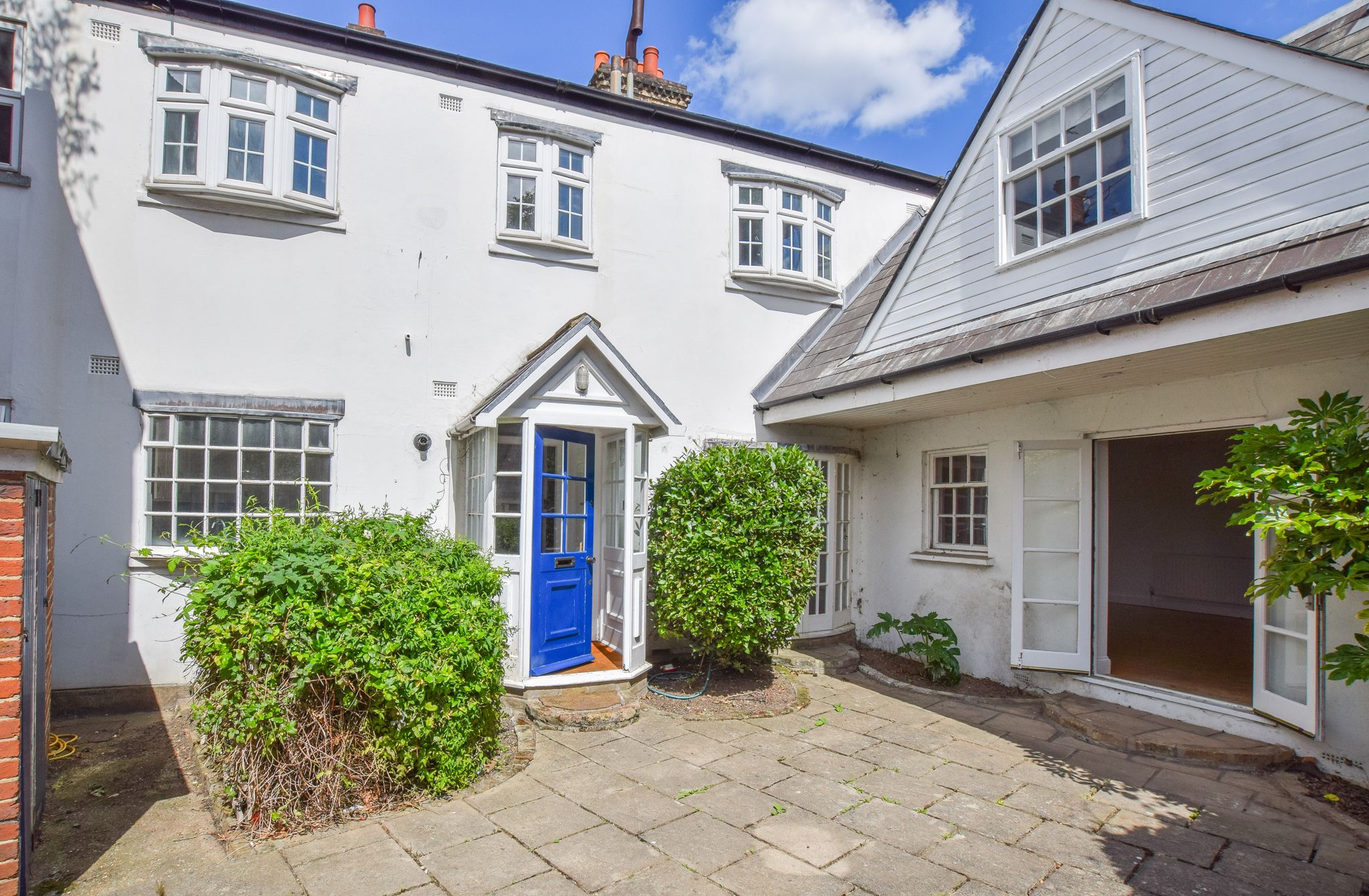 3 bed semidetached house for sale in Thames Road, London W4 Zoopla