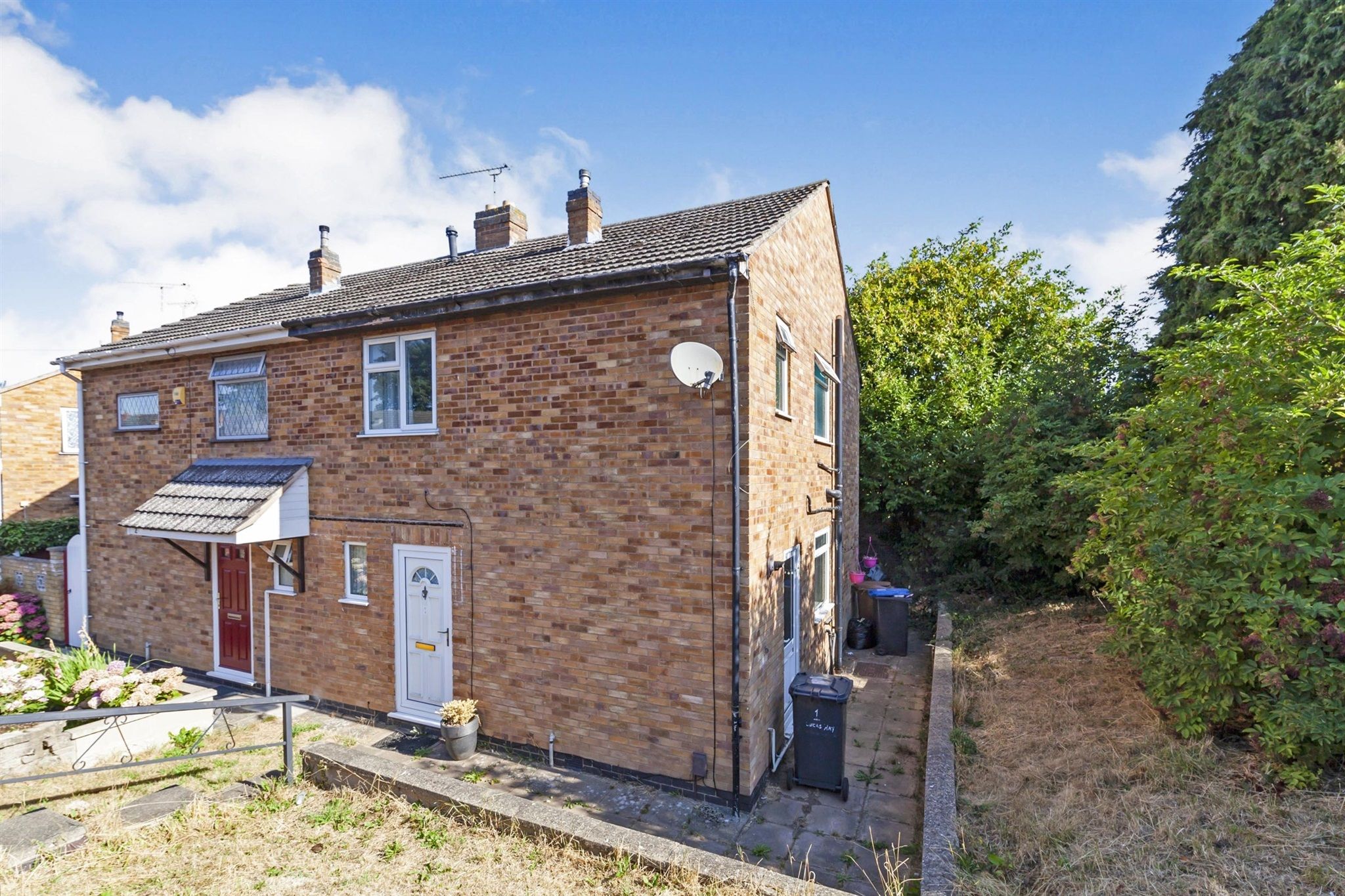 3 bed semidetached house for sale in Lucas Way, Earl Shilton