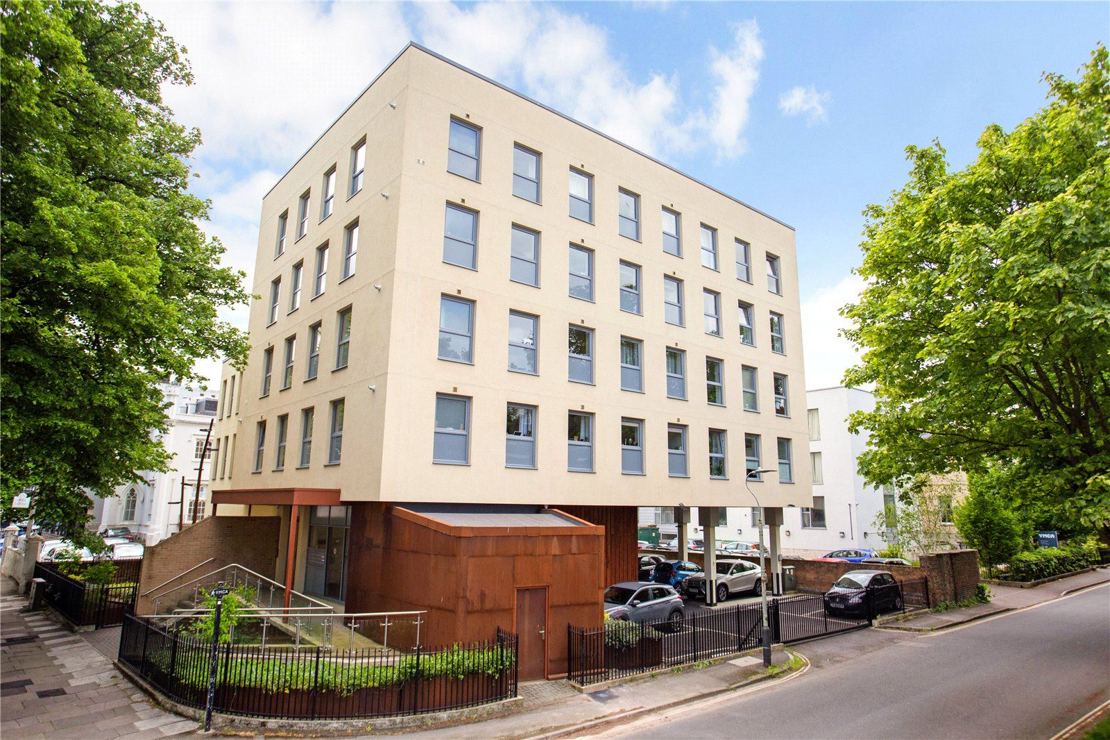 2 bed flat for sale in Oriel House, Oriel Road, Cheltenham